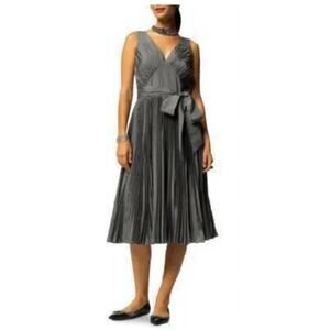 Banana republic Grey Silk Taffeta sleeveless pleated belted dressy Dress size 6